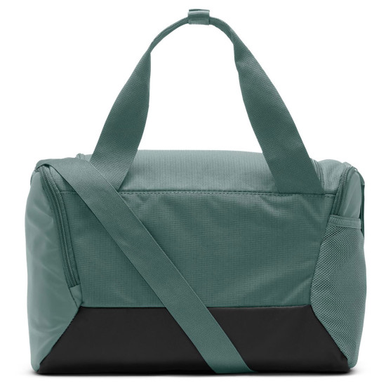 Nike Τσάντα γυμναστηρίου Brasilia 9.5 Training Duffel Bag Nike Τσάντα γυμναστηρίου Brasilia 9.5 Training Duffel Bag